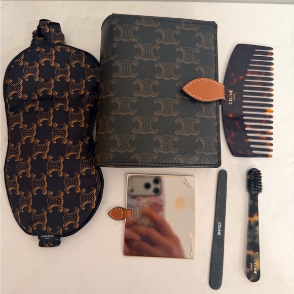 Celine Travel Kit - Picture 3 of 8